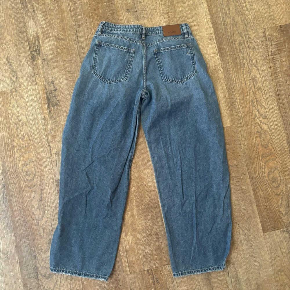 Hidden barrel jeans - Picture 2 of 10